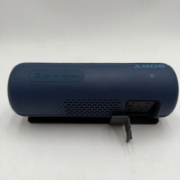 Sony SRS-XB22 Wireless Portable Speaker Extra Bass Waterproof Blue With Aux - Picture 3 of 6